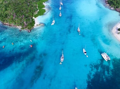 Scuba Diving in the Tobago Cays